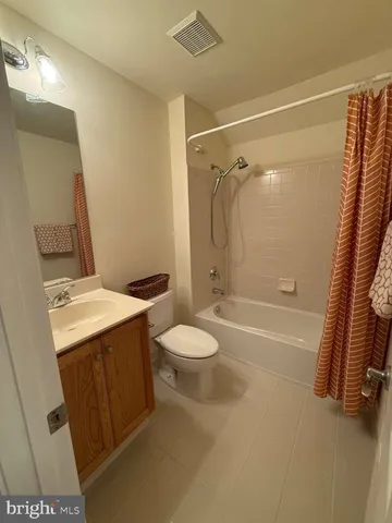 $899,000 | 448 Spring Hollow Drive, Middletown, DE 19709