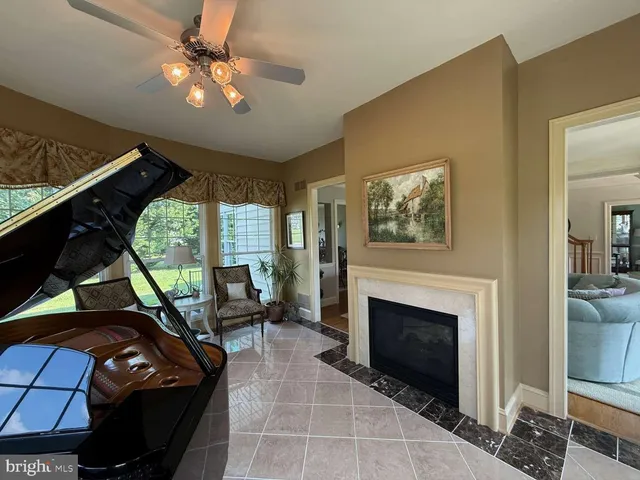 $899,000 | 448 Spring Hollow Drive, Middletown, DE 19709