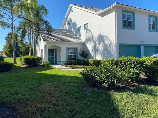 $299,000 | 6546 Fairway Gardens Drive, Unit 6546, Bradenton, FL 34203