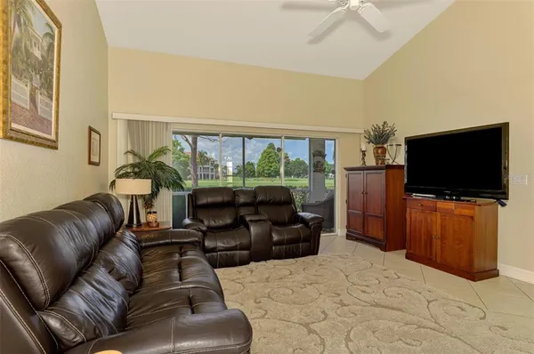 $279,000 | 6546 Fairway Gardens Drive, Unit 6546, Bradenton, FL 34203
