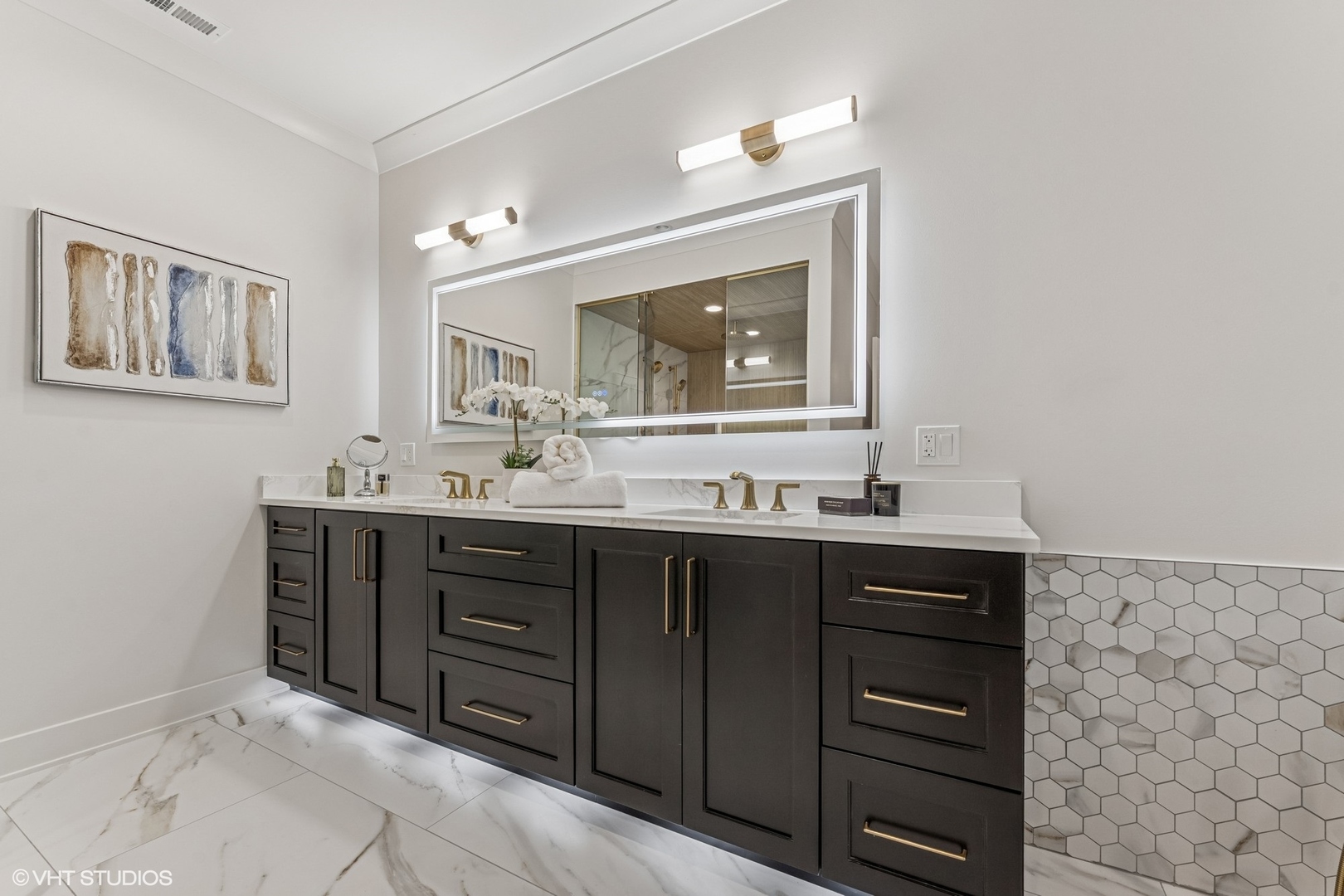 3811 North Kildare Avenue Chicago, IL 60641 - Photo 67 of 126 a bathroom with a sink vanity and mirror