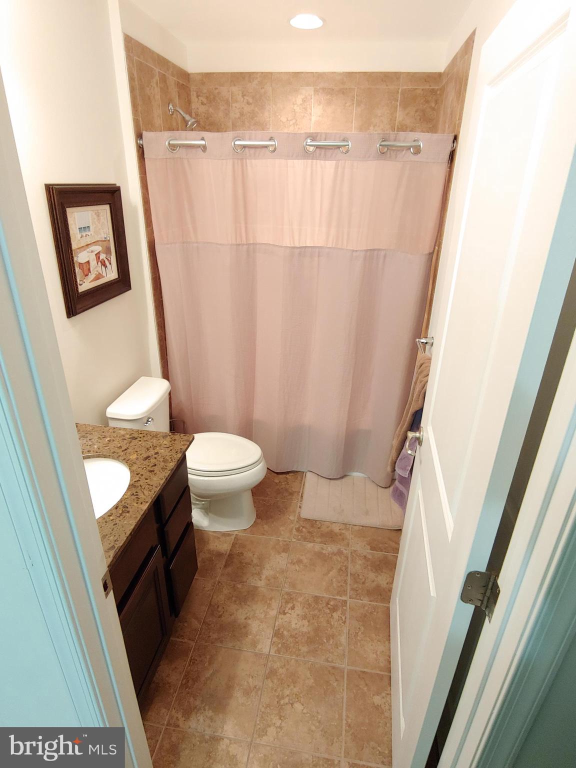204 Ashburn Road Phoenixville, PA 19460 - Photo 34 of 42 2nd Full Bathroom