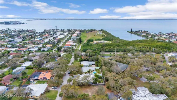 $625,000 | 126 West Alachua Lane, Cocoa Beach, FL 32931