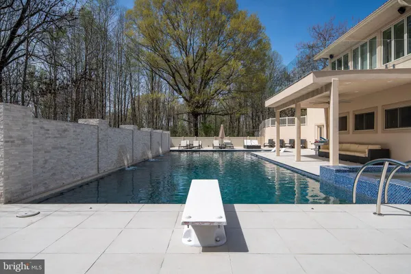 $2,100,000 | 11227 North Club Drive, Fredericksburg, VA 22408