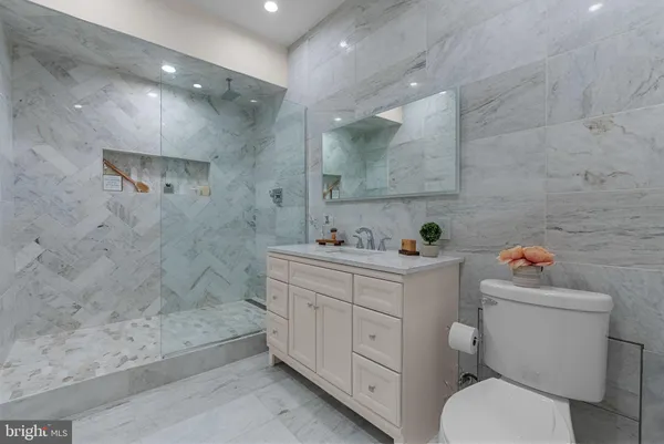$2,100,000 | 11227 North Club Drive, Fredericksburg, VA 22408