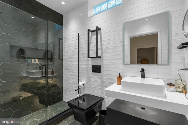 $2,100,000 | 11227 North Club Drive, Fredericksburg, VA 22408