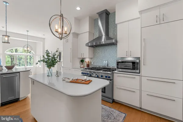 $2,100,000 | 11227 North Club Drive, Fredericksburg, VA 22408