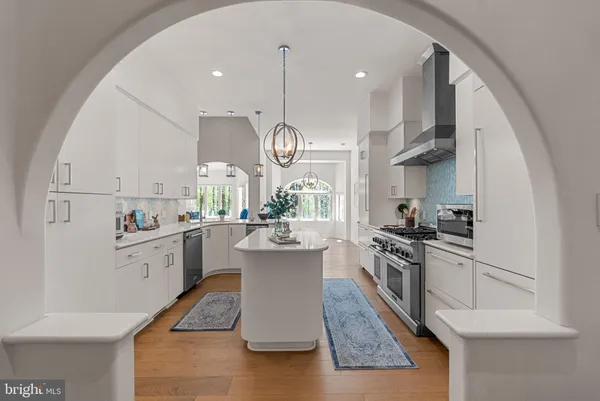 $2,100,000 | 11227 North Club Drive, Fredericksburg, VA 22408