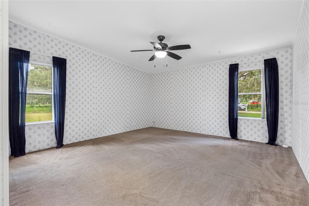 2806 Lawrence Road Plant City, FL 33565 - Photo 23 of 44 Gallery Image 23