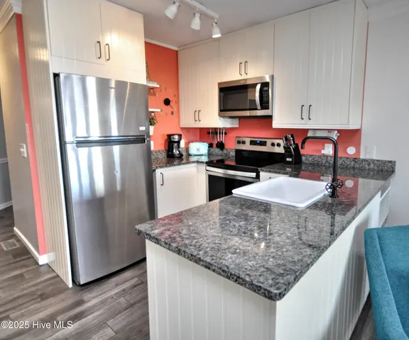 $425,000 | 16 East 1st Street, Unit 109, Ocean Isle Beach, NC 28469