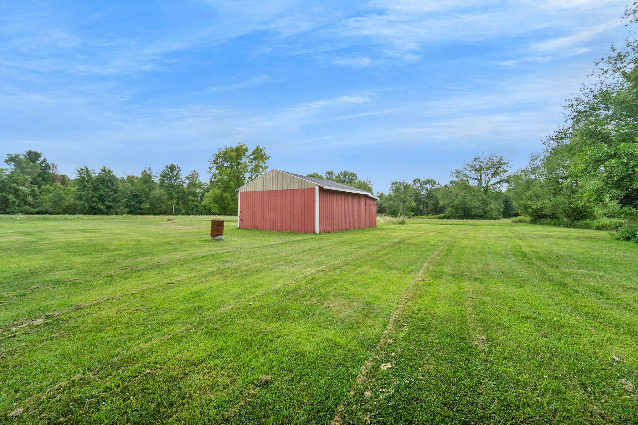 9401 Clinton Road Jackson, MI 49201 - Photo 25 of 28 SBP__97