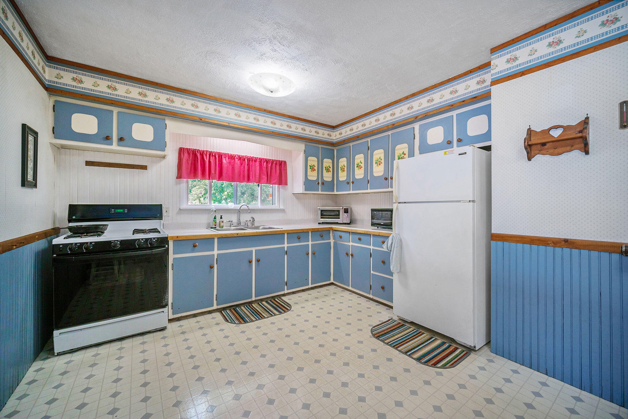 9401 Clinton Road Jackson, MI 49201 - Photo 4 of 28 SBP__57