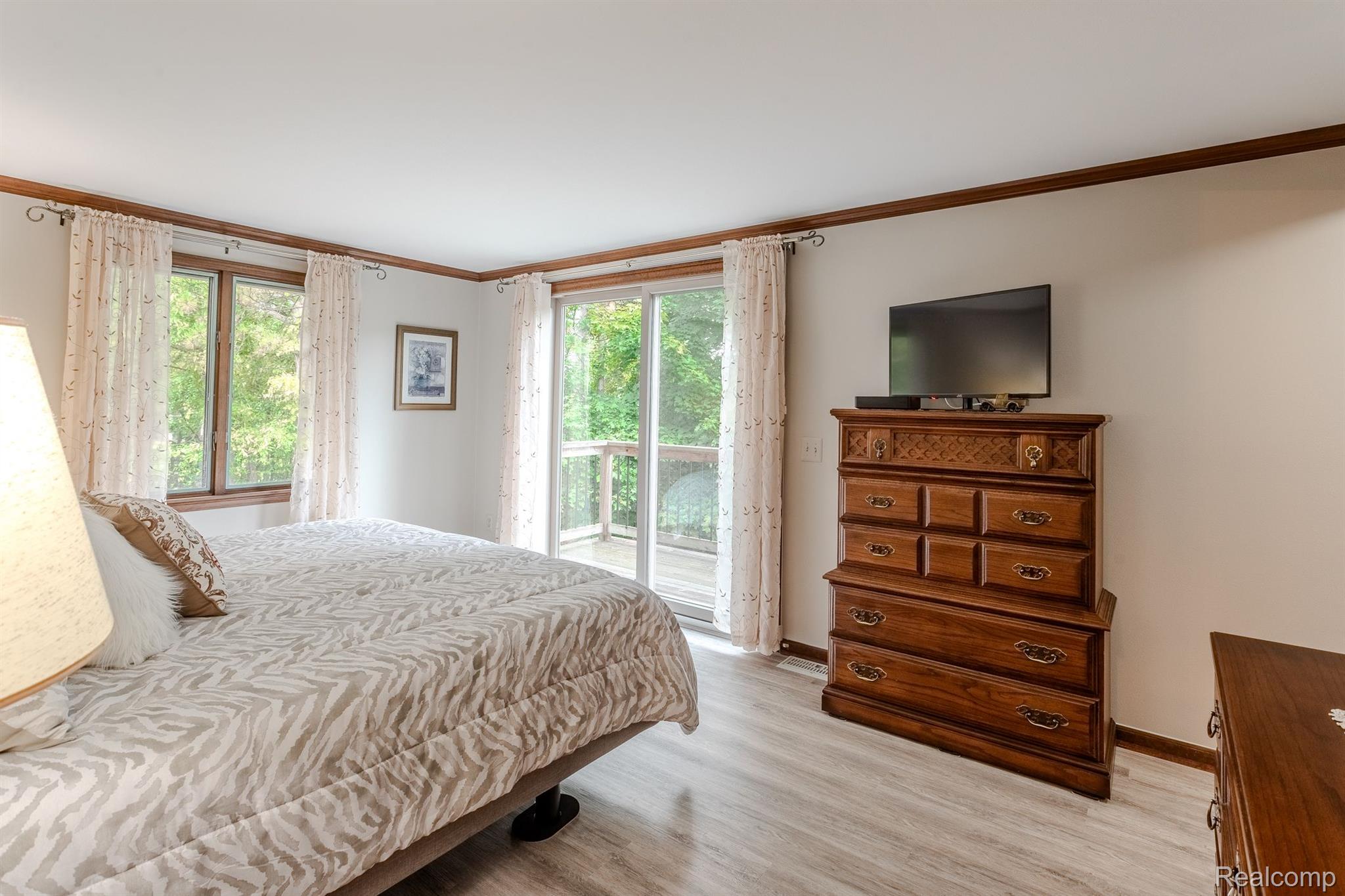 8677 Knox Road Clarkston, MI 48348 - Photo 34 of 59 Gallery Image 34