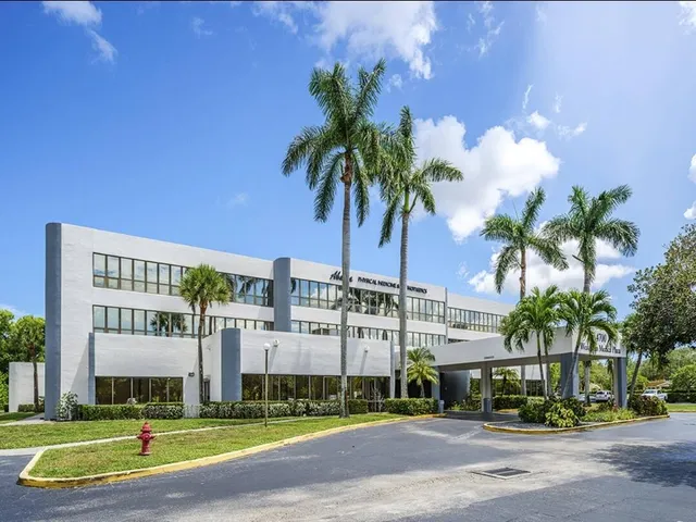 $1,100 | 4700 North Congress Avenue, Unit 305, West Palm Beach, FL 33407