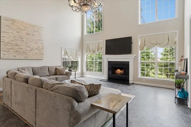 $649,900 | 26640 Lindengate Circle, Plainfield, IL 60585