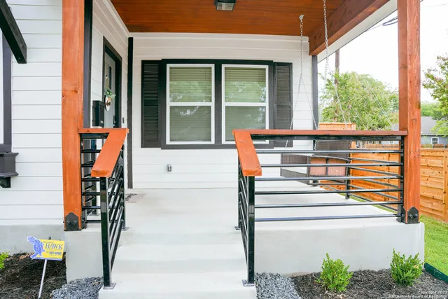 $5,500 | 1215 Lamar Street, San Antonio, TX 78202