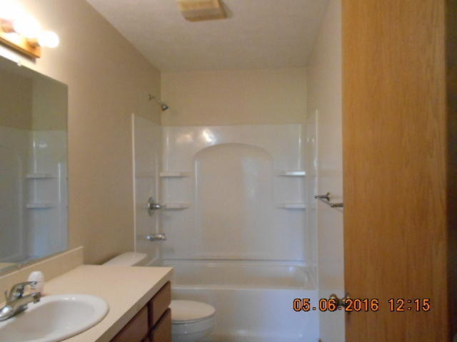 11735 4 Mile Road Belding, MI 48809 - Photo 11 of 16 DSCN2731
