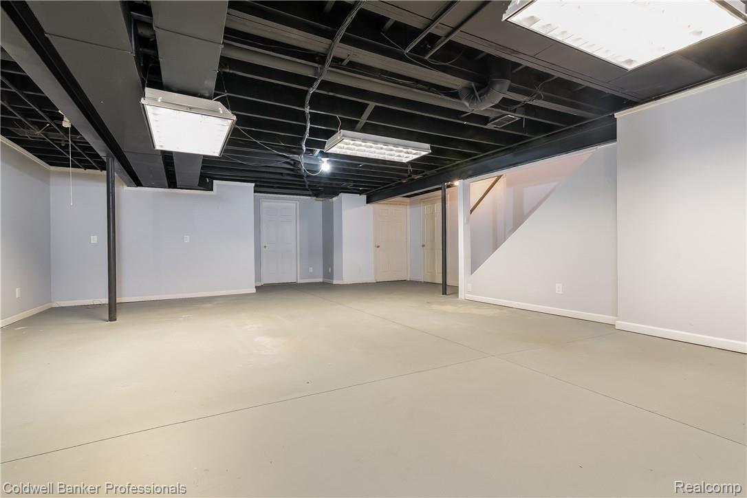 53828 Orson Road New Baltimore, MI 48047 - Photo 29 of 39 lower level