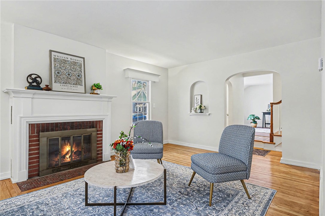 383 Wimbledon Road Irondequoit, NY 14617 - Photo 6 of 29