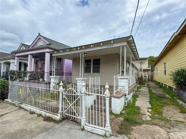 $900 | 2633 Governor Nicholls Street, Unit B, New Orleans, LA 70119