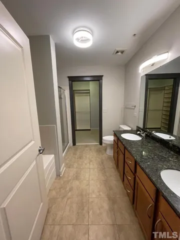 an empty room with a empty space