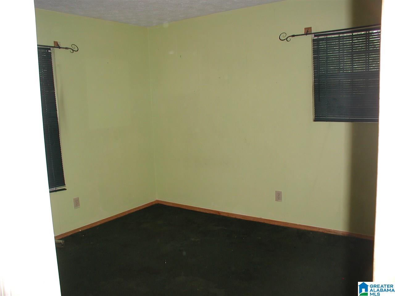512 61st Street Fairfield, AL 35064 - Photo 4 of 10