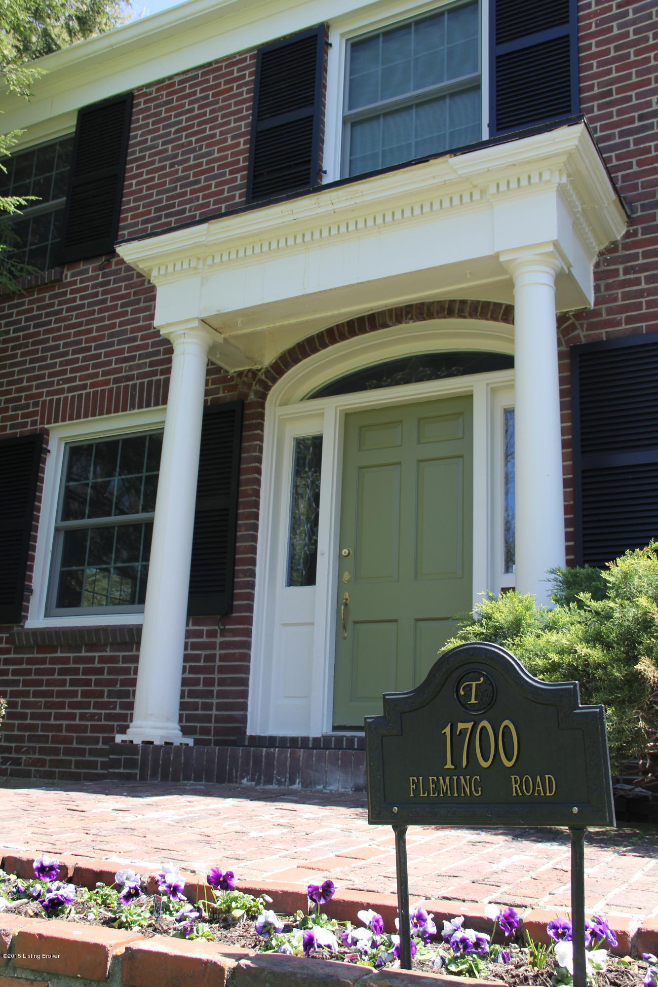 1700 Fleming Road Louisville, KY 40205 - Photo 5 of 28 close up front fleming