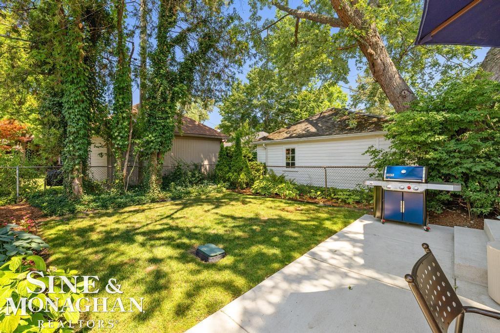 430 Touraine Road Grosse Pointe Farms, MI 48236 - Photo 24 of 27