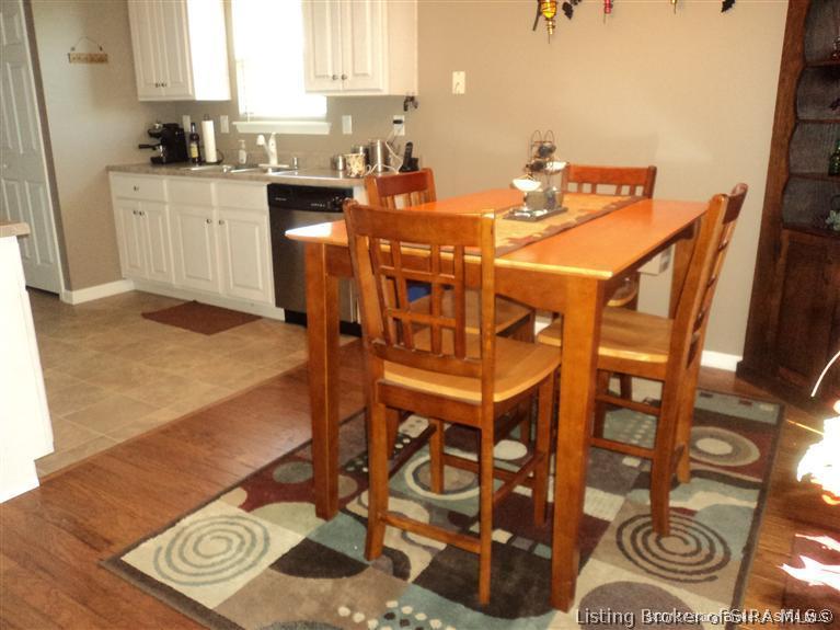 3814 Crown Ridge Lane Jeffersonville, IN 47130 - Photo 7 of 20