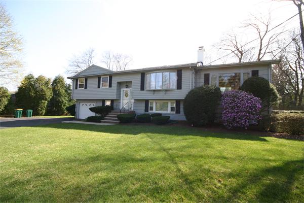 4 Norwich Road Norwood, MA 02062 - Photo 1 of 20 Gallery Image 1