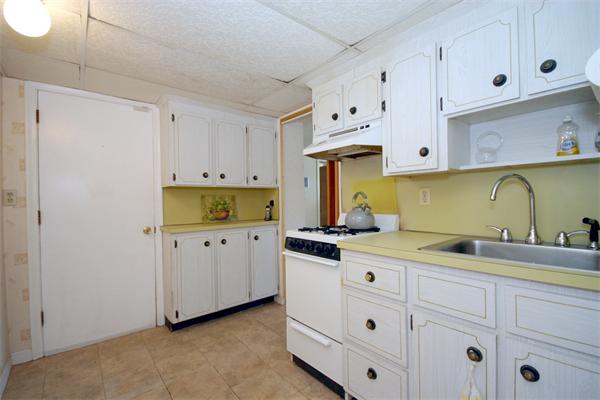 4 Norwich Road Norwood, MA 02062 - Photo 13 of 20 Gallery Image 13