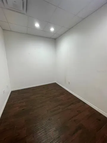 $18 | 7075 Kingspointe Parkway, Unit 9, Orlando, FL 32819