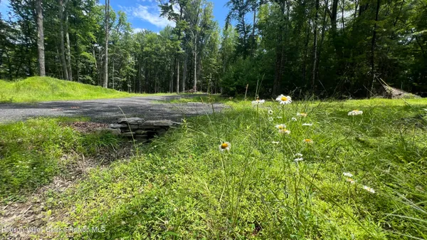 $275,000 | 10 Rockaway Road, Accord, NY 12404