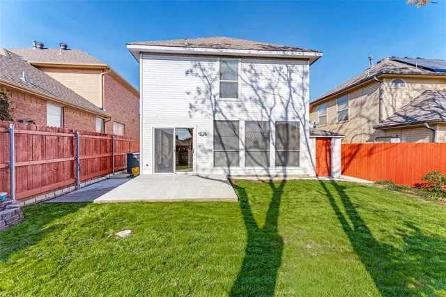 $2,100 | 5020 Glenscape Trail, Fort Worth, TX 76137