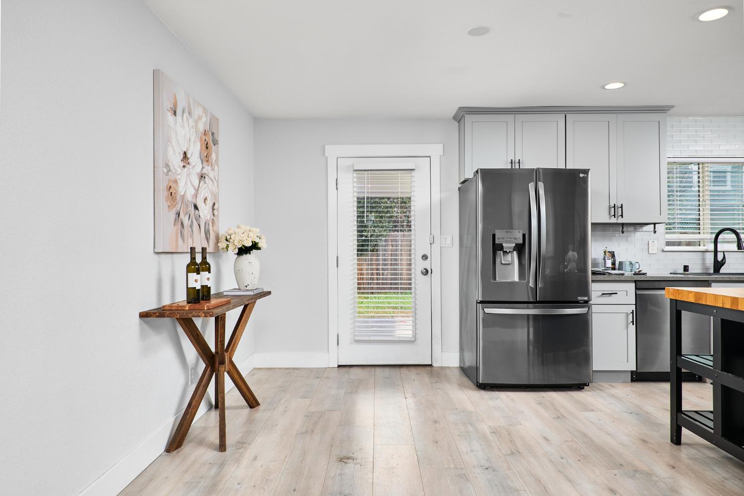 3025 Margate Way Rancho Cordova, CA 95670 - Photo 13 of 28