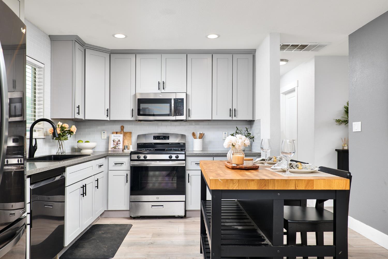 3025 Margate Way Rancho Cordova, CA 95670 - Photo 14 of 28