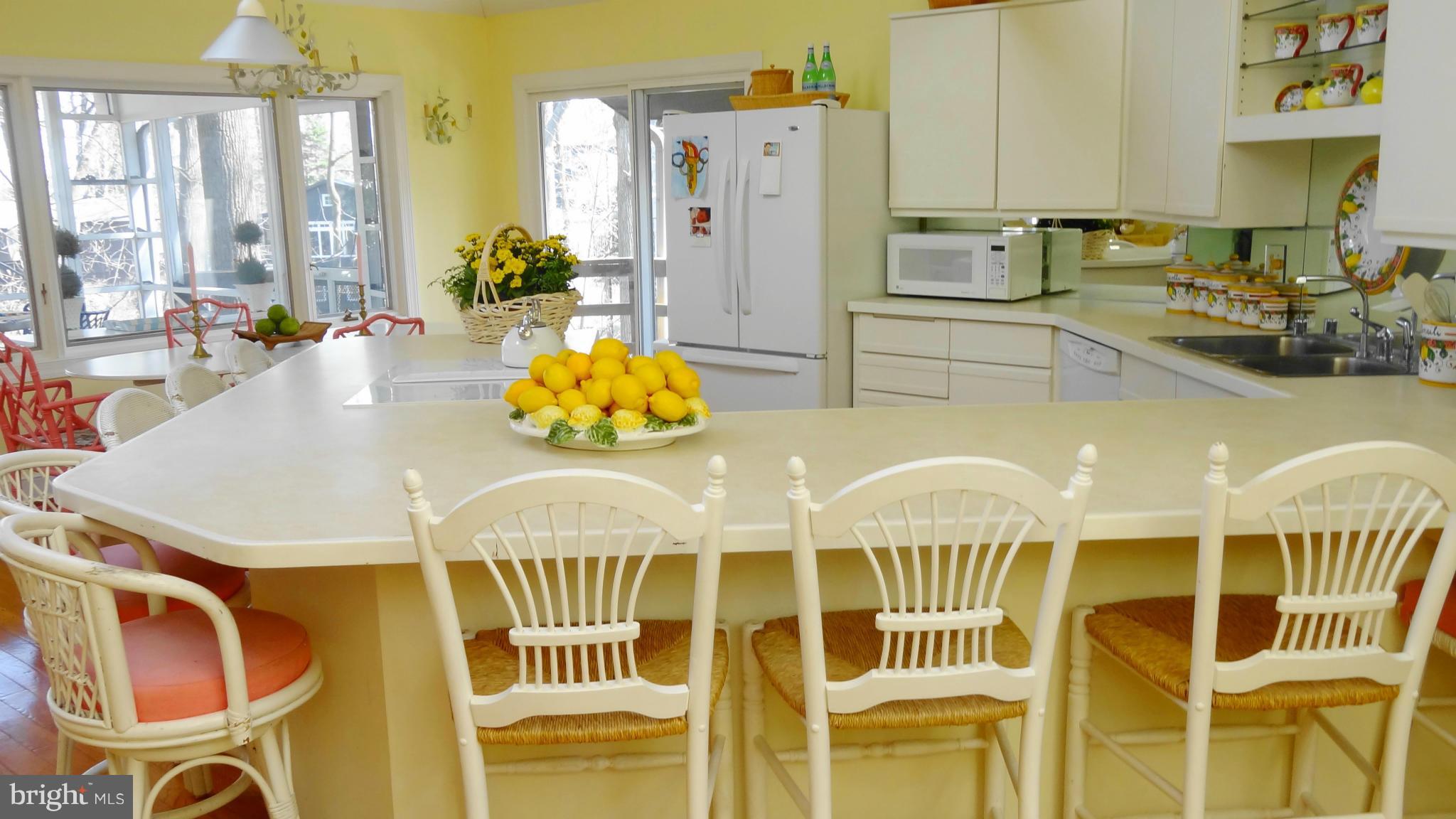 121 Edgehill Road Annapolis, MD 21405 - Photo 11 of 30 Kitchen