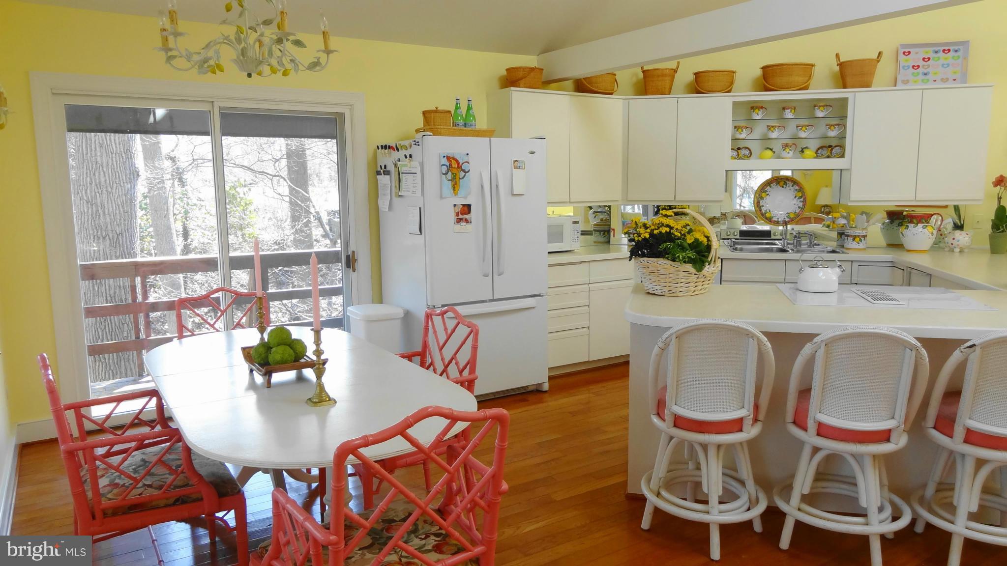 121 Edgehill Road Annapolis, MD 21405 - Photo 8 of 30 Kitchen & Dining