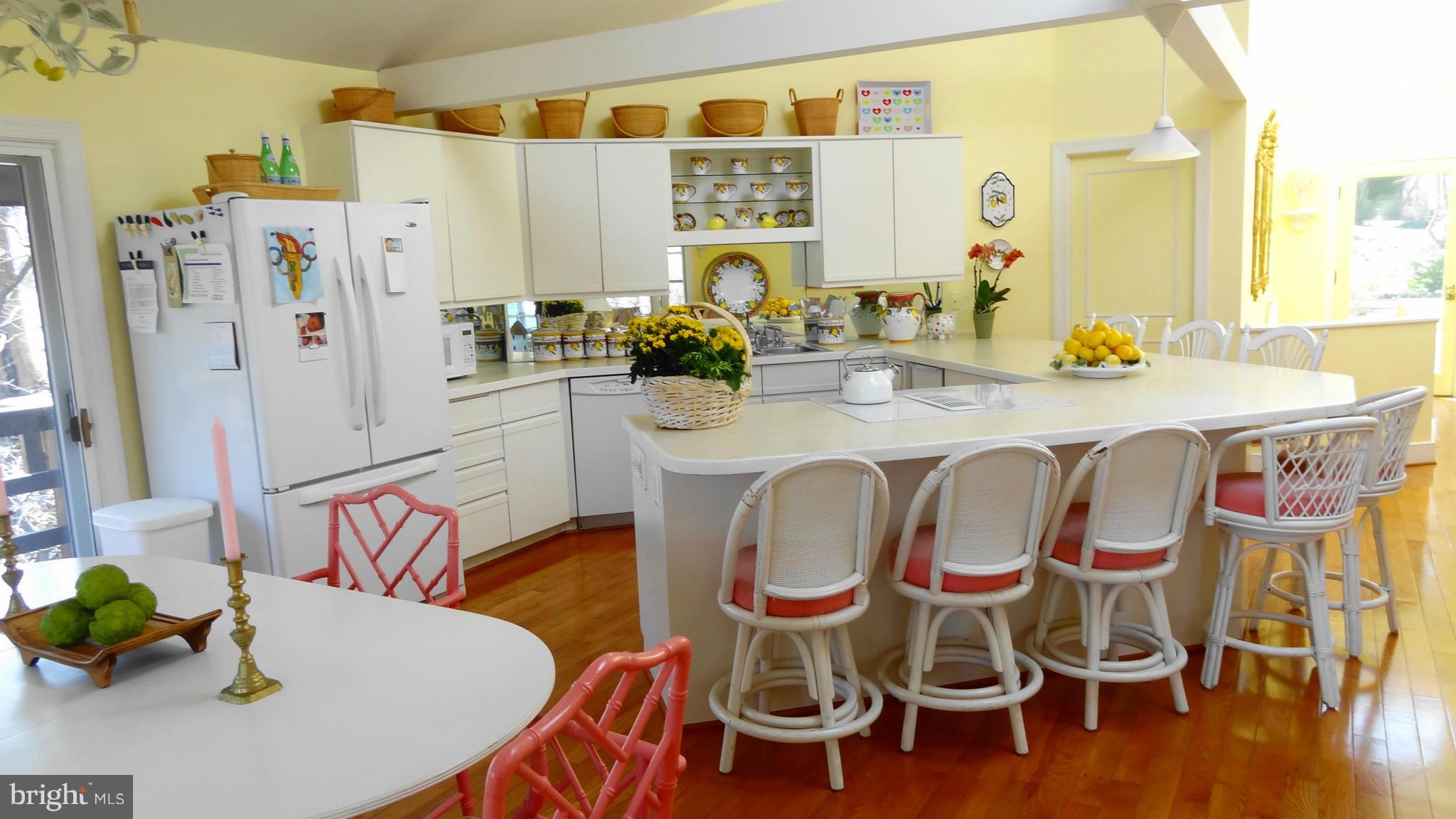 121 Edgehill Road Annapolis, MD 21405 - Photo 10 of 30 Kitchen