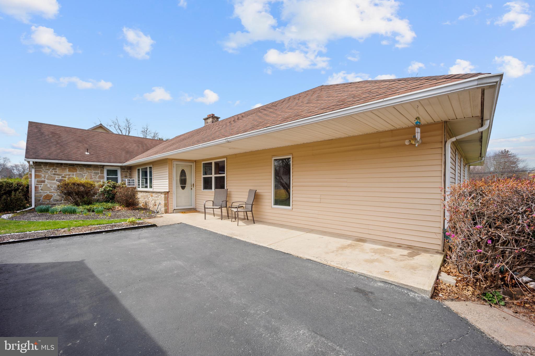 190 New Road Southampton, PA 18966 - Photo 2 of 45