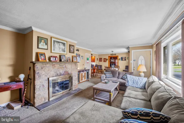 $689,900 | 190 New Road, Southampton, PA 18966