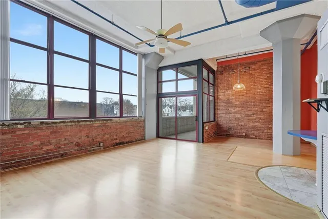 $350,000 | 5850 Centre Avenue, Unit 210, Pittsburgh, PA 15206