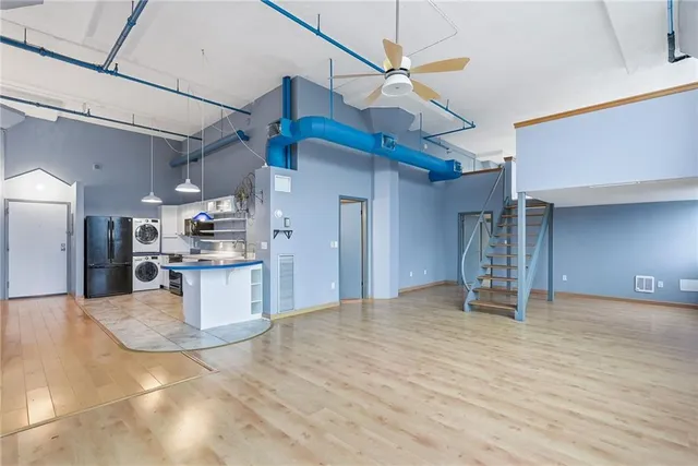 $350,000 | 5850 Centre Avenue, Unit 210, Pittsburgh, PA 15206