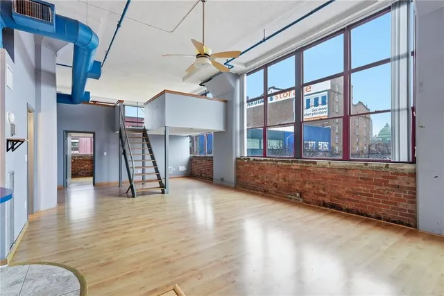 $350,000 | 5850 Centre Avenue, Unit 210, Pittsburgh, PA 15206