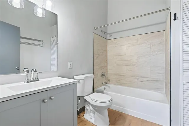 $350,000 | 5850 Centre Avenue, Unit 210, Pittsburgh, PA 15206