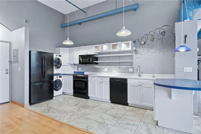 $350,000 | 5850 Centre Avenue, Unit 210, Pittsburgh, PA 15206