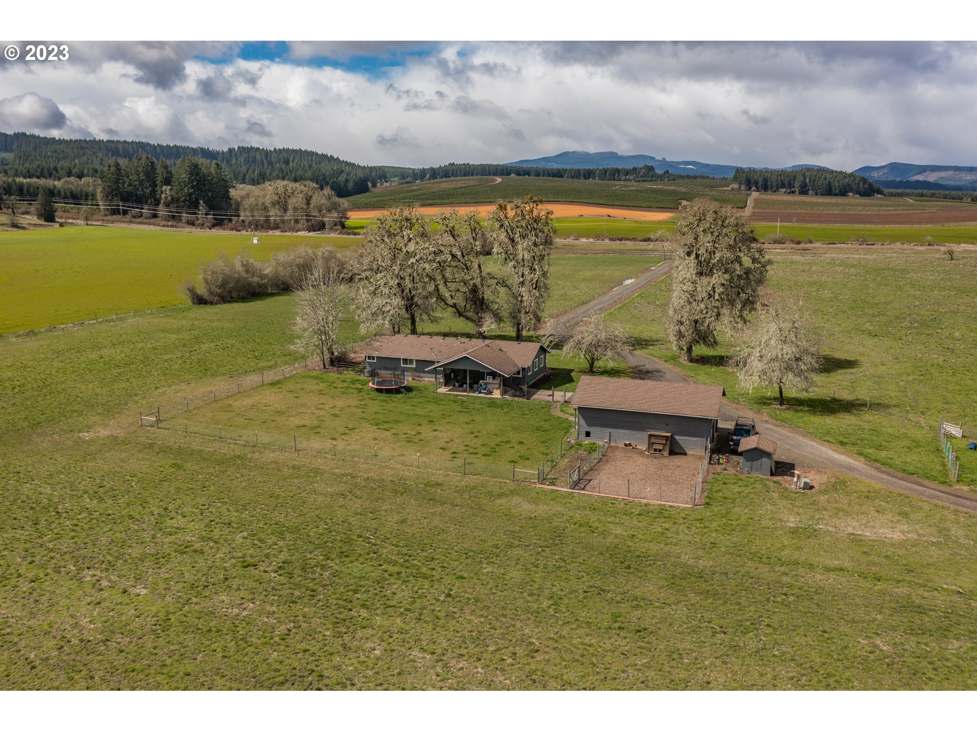 29759 Bellfountain Road Corvallis, OR 97333 - Photo 45 of 46 Gallery Image 45