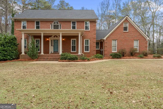 $519,000 | 2230 Castle Lake Drive, Tyrone, GA 30290