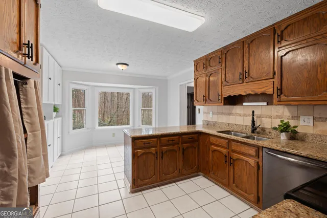 $519,000 | 2230 Castle Lake Drive, Tyrone, GA 30290