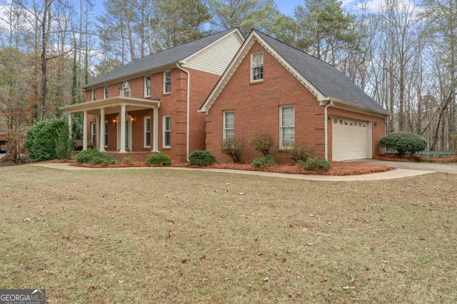 $519,000 | 2230 Castle Lake Drive, Tyrone, GA 30290